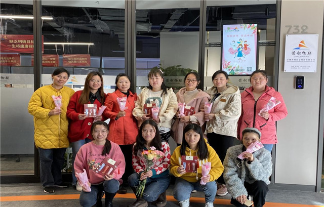 �۵�ɭ�����F��3��8��Ů��(ji��)�����